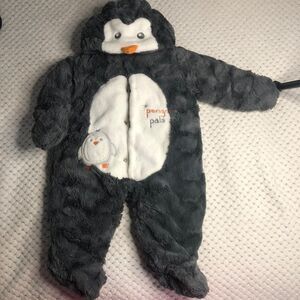 Koala Kids Infant Warm penguin baby bunting size 3-6 months